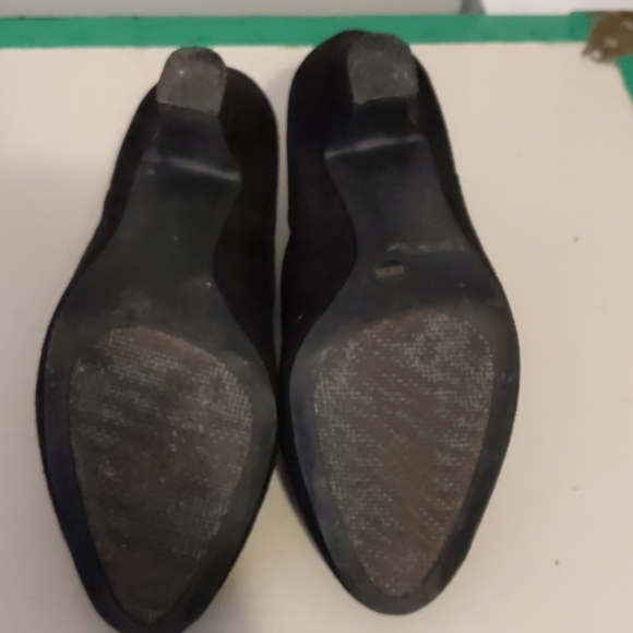 Black heeled ankle booties - Picture 6 of 6